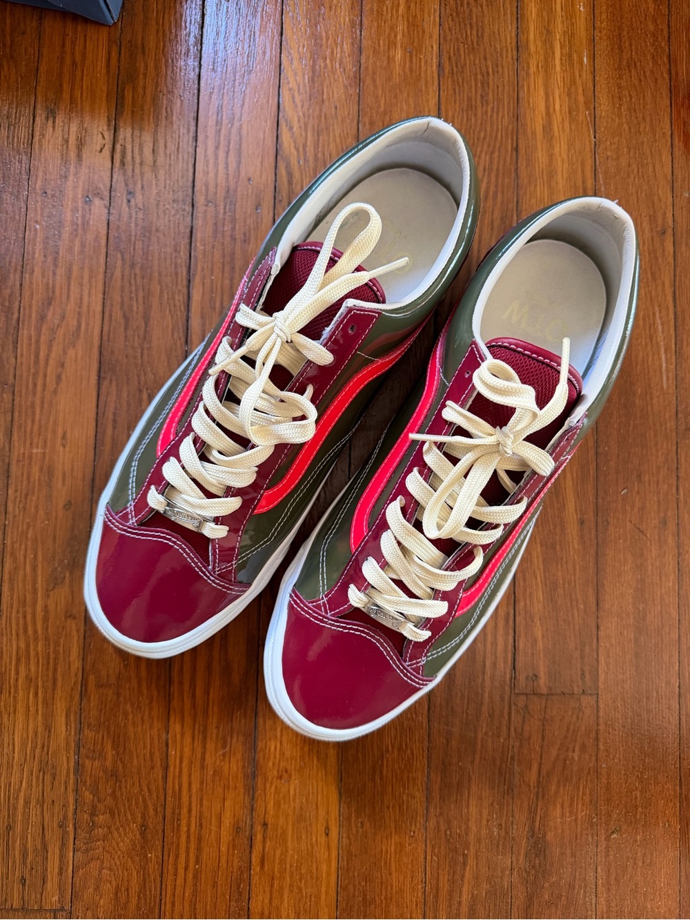 Vans old skool ( patent leather ) mens size 13 - Picture 4 of 8